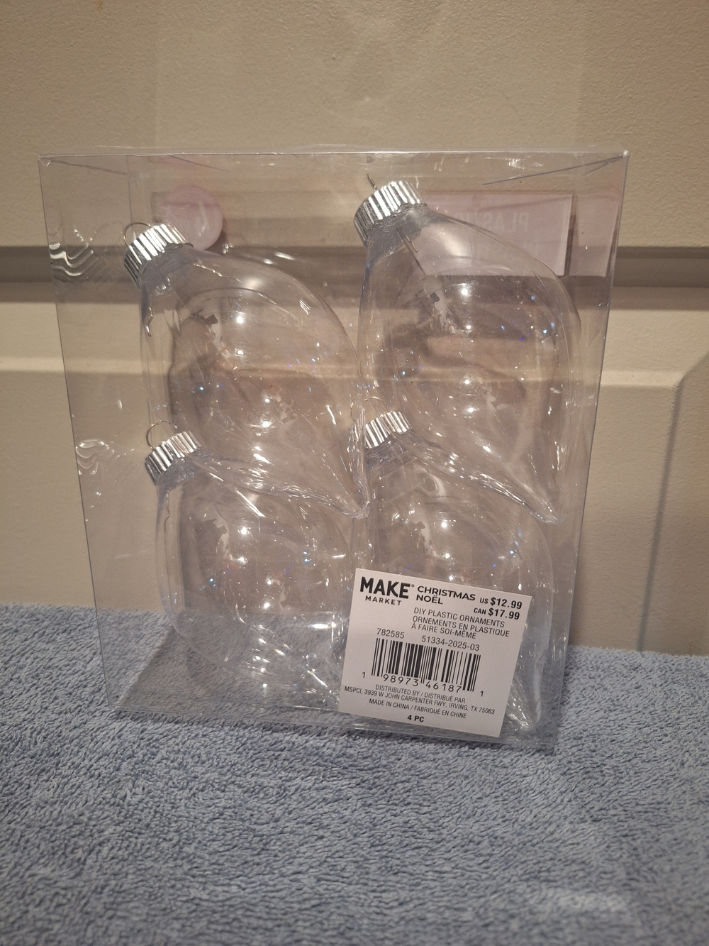 MAKE Market Clear Fillable Christmas Ornaments - 4 Pack